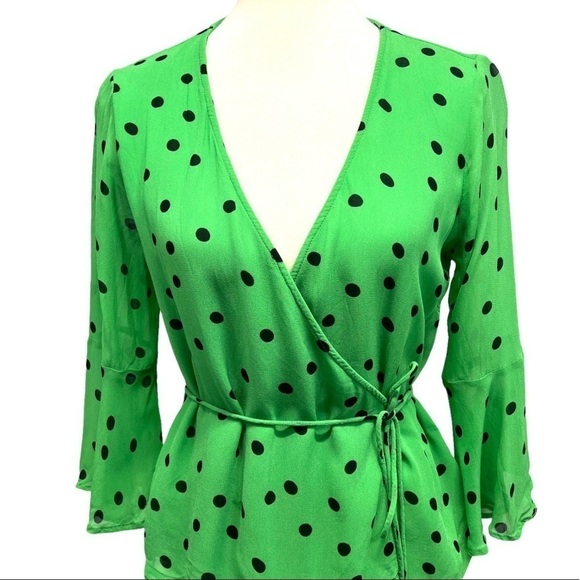 Ganni Dainty Georgette Green Polka Dot Bell Sleeve Wrap Top Women’s EU 36 - Picture 4 of 12